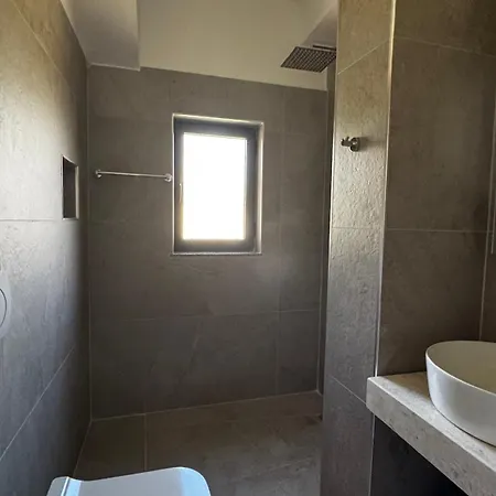 Red Rose Pensionat 4*