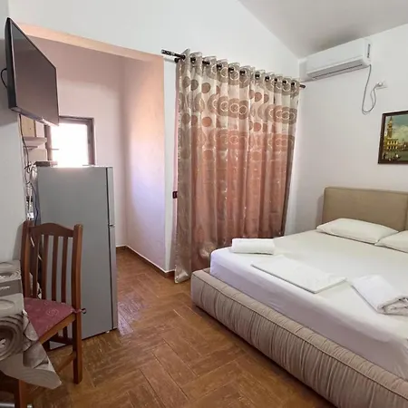 Pensión Red Rose 4*