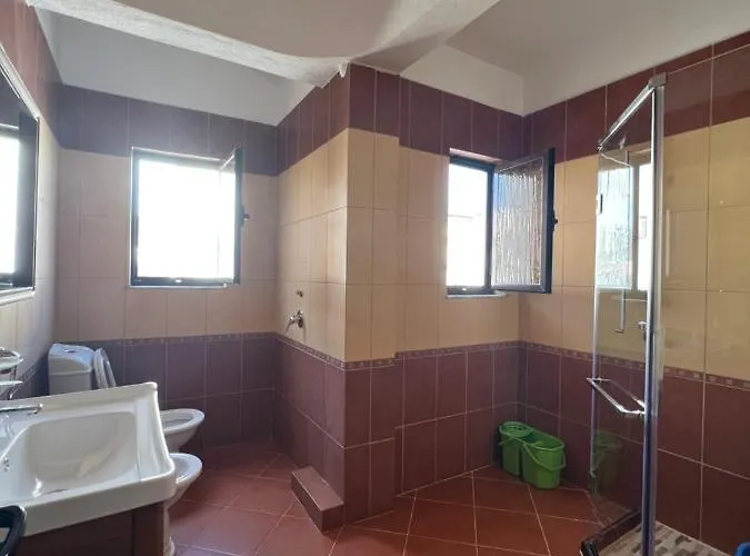 Guest house Red Rose 4*