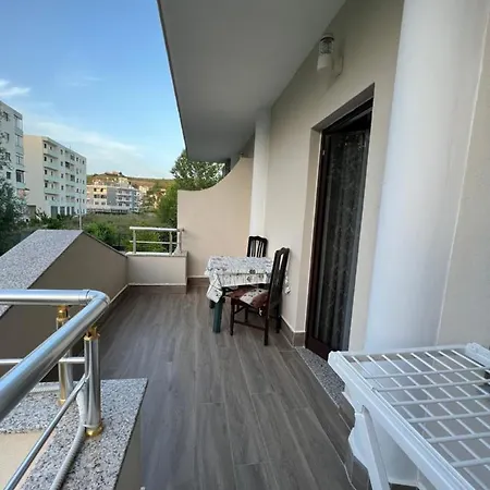 Πανσιόν Red Rose 4*