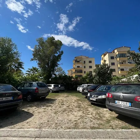 Πανσιόν Red Rose Golem (Tirana)