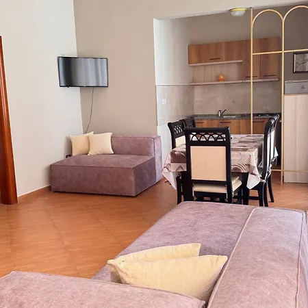 Pensionat Red Rose Golem (Tirana)