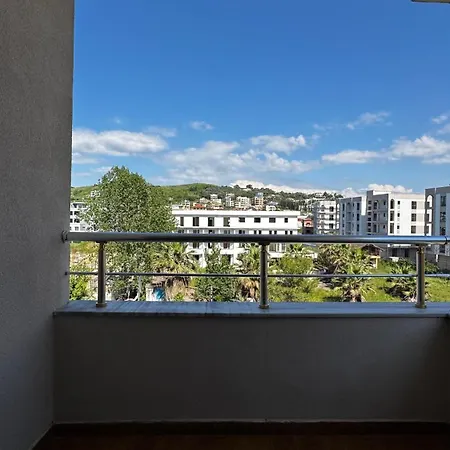 Pensionat Red Rose Golem (Tirana)