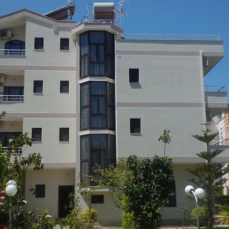 Πανσιόν Red Rose 4*