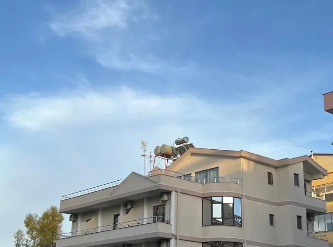 게스트하우스 Red Rose 골렘