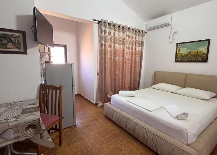 Pensión Red Rose 3*